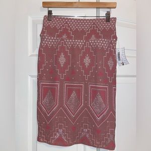 Small elegant Cassie pencil skirt. New with tags!